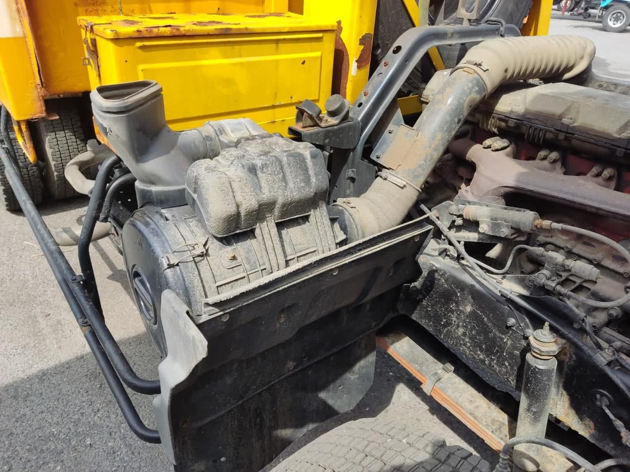 1998 Hino Ranger
